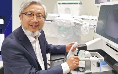 권동수 로엔서지컬 대표 "세계 첫 AI 신장결석 수술로봇 연내 상업화"