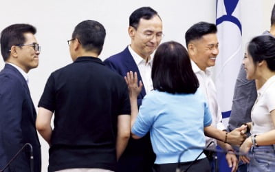 대만, 친중 야당의원 파면투표 부결…라이칭더 역풍 맞나