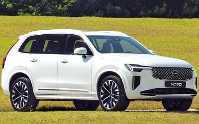 볼보 '최첨단 스웨디시 럭셔리 플래그십' XC90, S90이 온다
