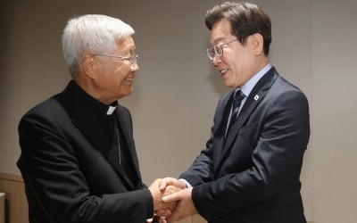 [속보] 李대통령 "레오 교황 2027년 방한 전 알현 기회 갖고 싶다"