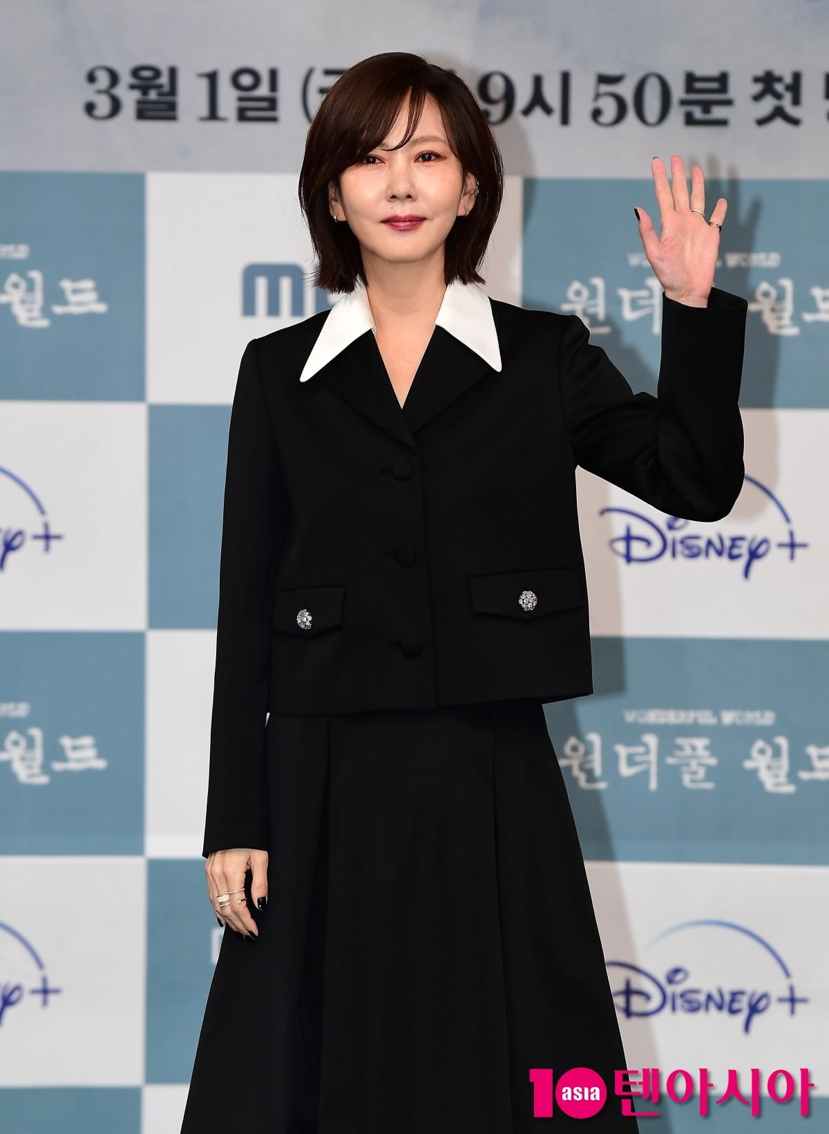 キム・ナムジュ、ユーチューブでの挑戦が期待外れ？中年女優の新たな挑戦