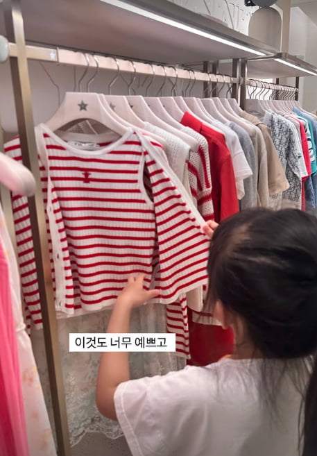 Jung Joon-ho and Lee Ha-jung's Daughter Shows Interest in Luxury Fashion