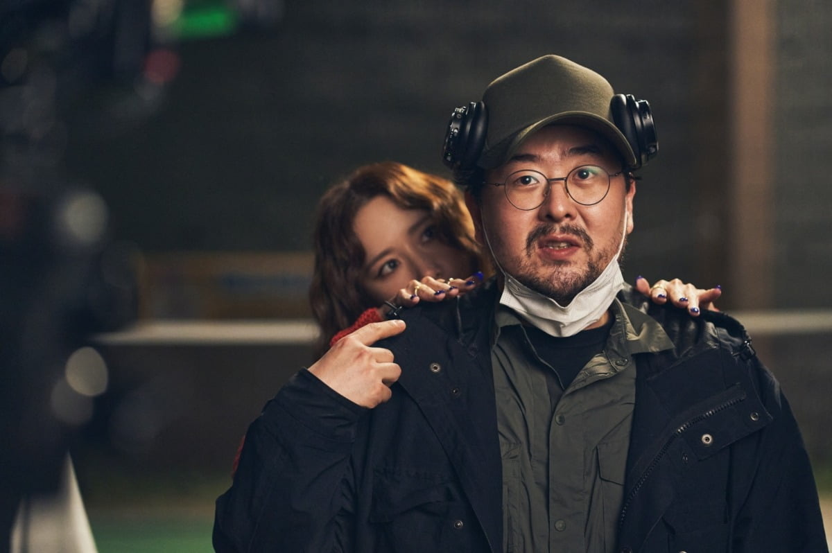 イ・サングン監督とイム・ユナ、映画『悪魔が引っ越してきた』で再びスクリーンに帰還