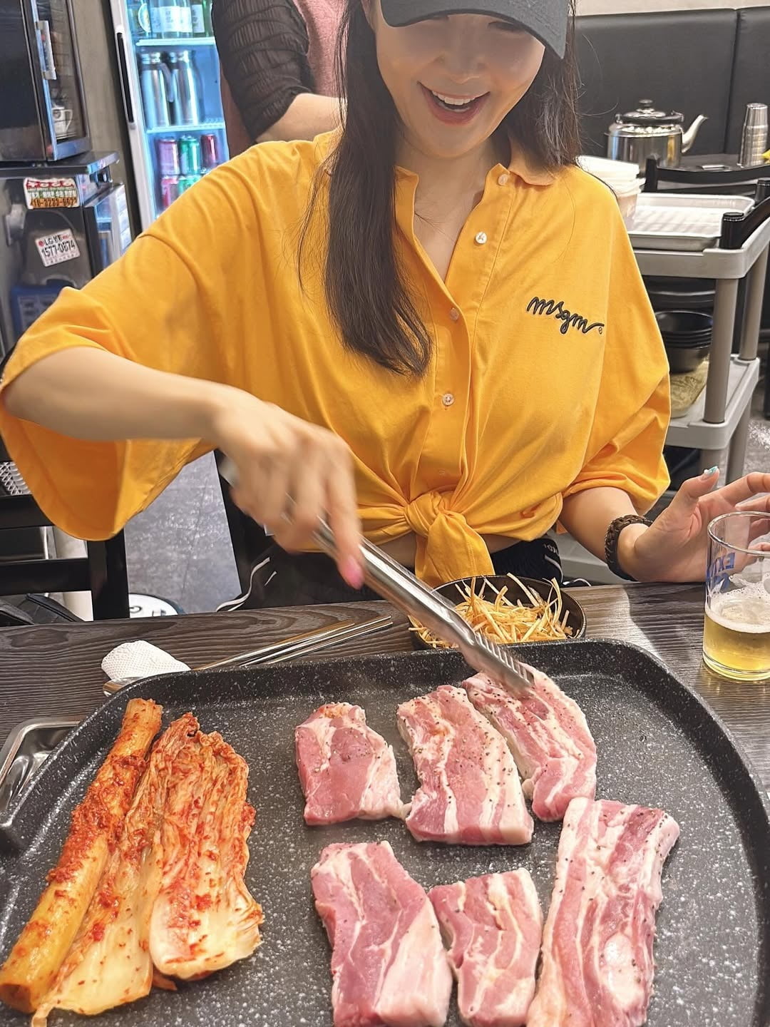 Korean TV Personality Jang Young-ran Charms Fans with Her 'Friday Night Feast' on Instagram