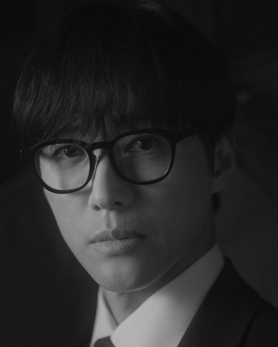 Korean Actor Namkoong Min Captivates Fans with Striking Black-and-White Visuals