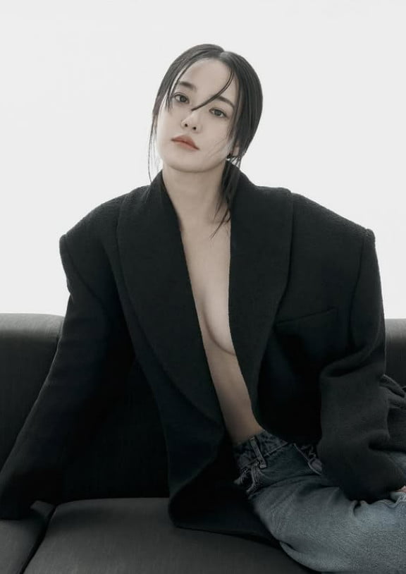 Former After School Member Jooyeon Stuns with Bold Instagram Photos