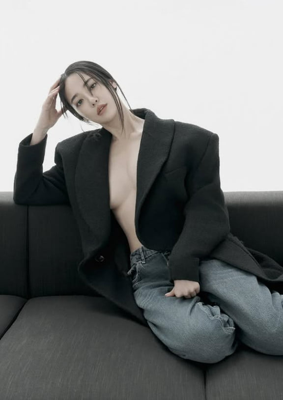 Former After School Member Jooyeon Stuns with Bold Instagram Photos
