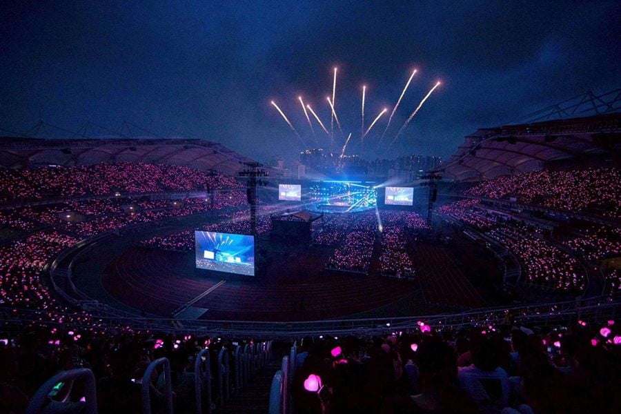 BLACKPINK Concert in Goyang Faces Criticism Over Obstructed Views