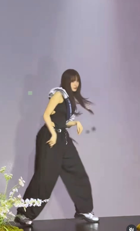 Yoon Eun-hye Stuns Fans with Impressive Dance Skills at Recent Fan Meetup