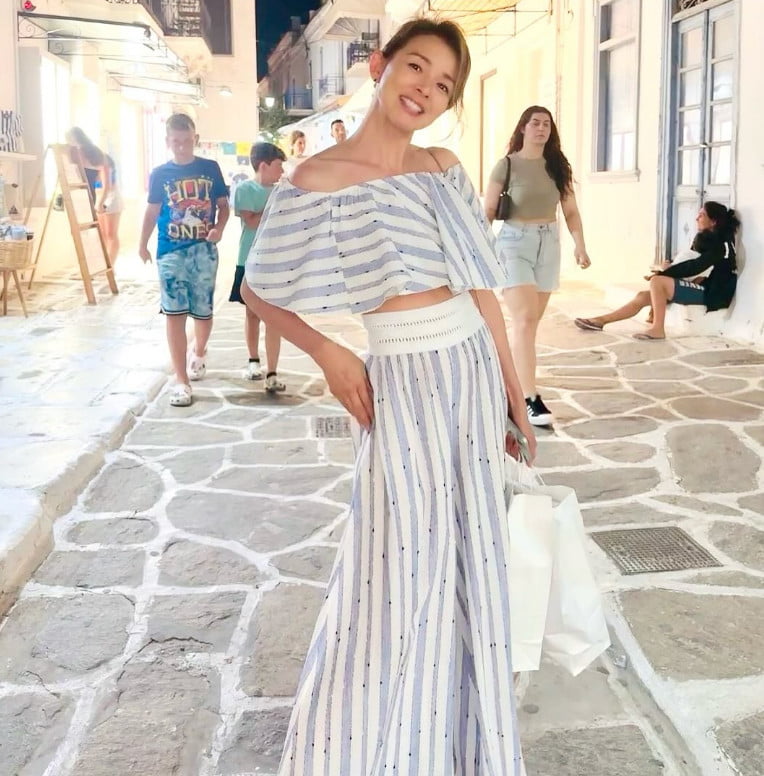 Japanese Model Shiho Yano Enjoys Greek Getaway with Family