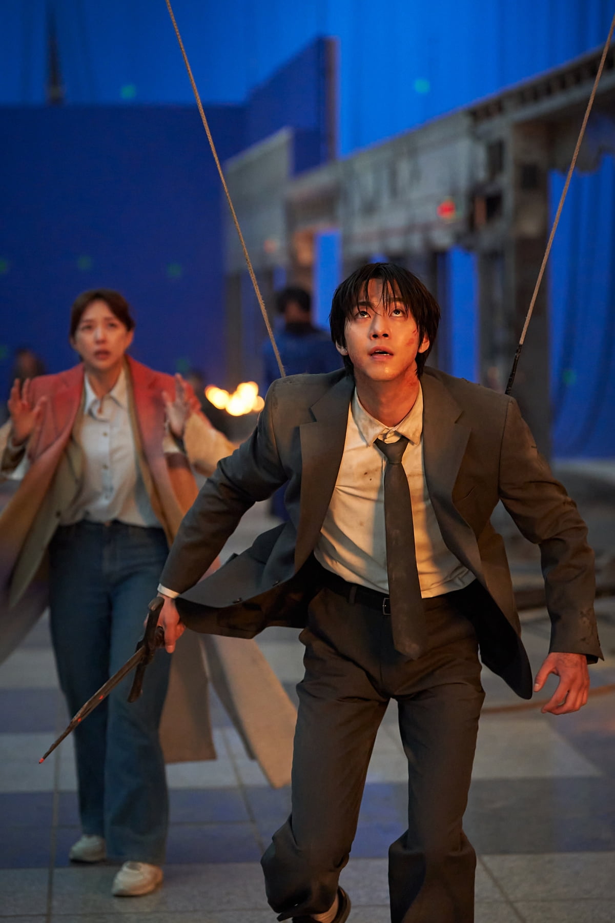 Behind-the-Scenes Action Stills Unveiled for 'Omniscient Reader's Viewpoint'
