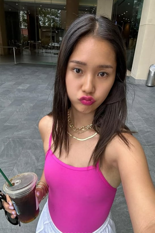 Oh My Girl's Mimi Embraces Cool Vibes in Latest Instagram Photos