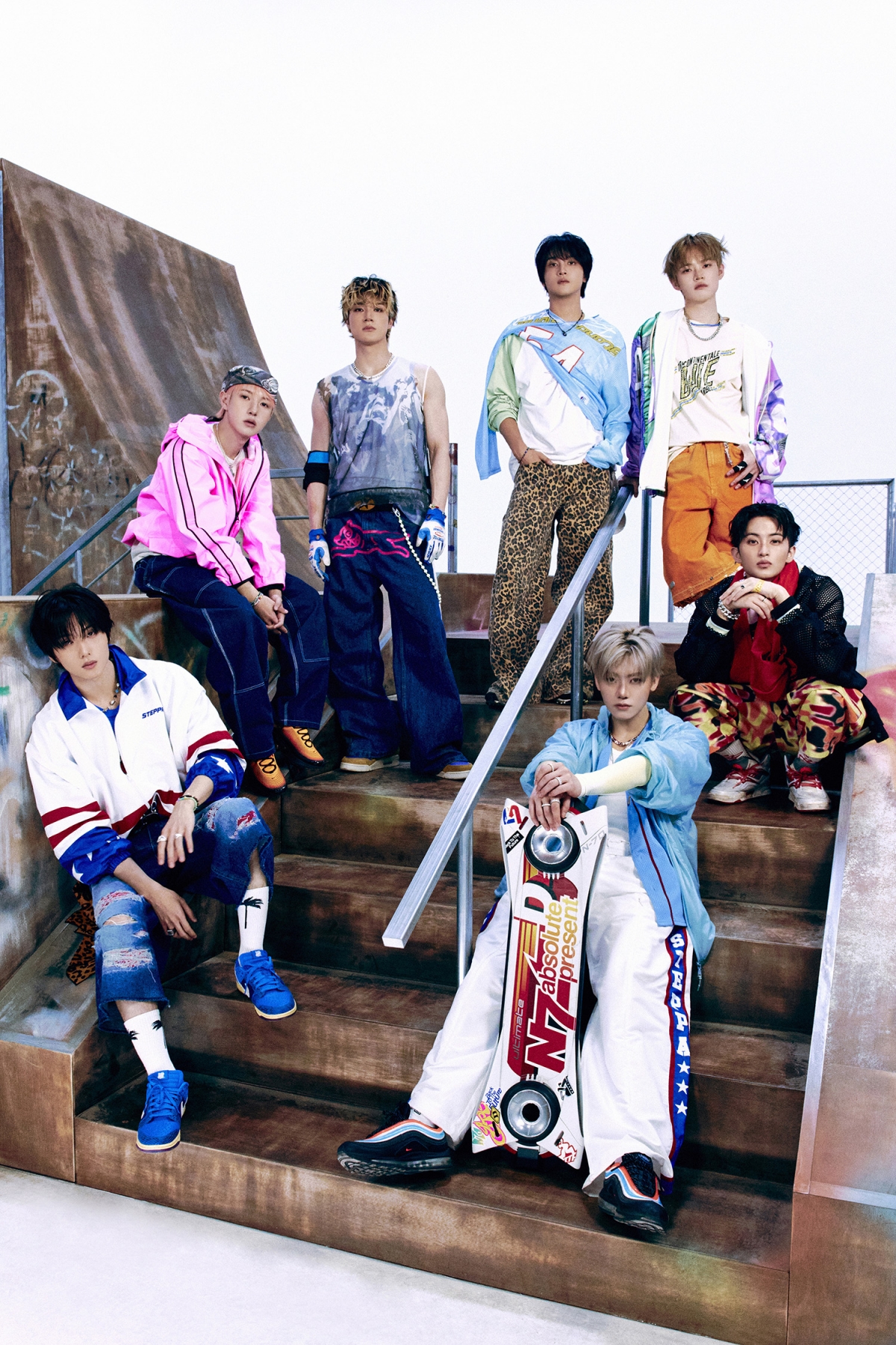 NCT DREAM、ケンジ作家に感謝の意を表明!新アルバム『Go Back To The Future』発表
