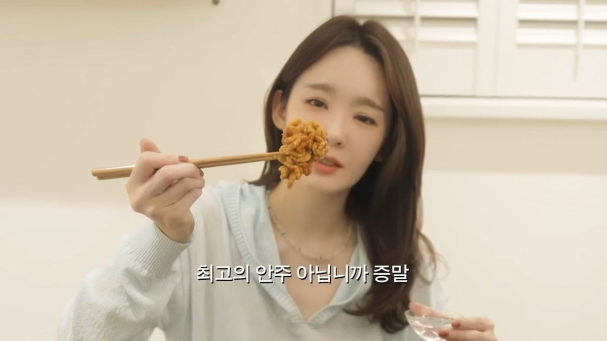 강민경、日常を公開!料理と食事、そして仕事の一日