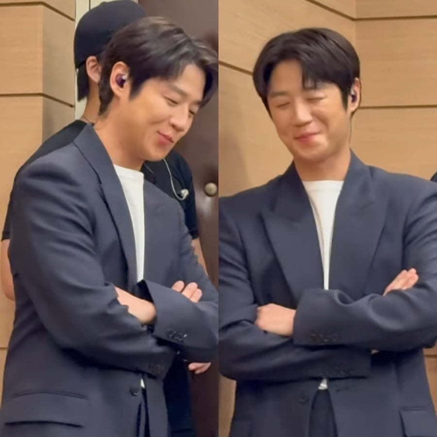 Actor Jung Joon-won Holds First-Ever Fan Meeting, Captivates Fans with His Charm