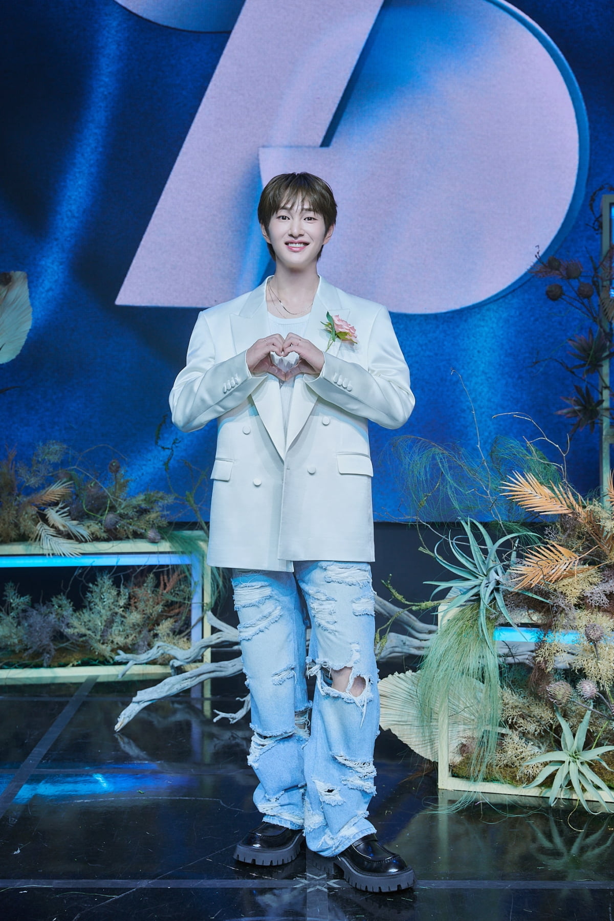 SHINee's Onew Reveals Motivation Behind His Busy Schedule and New Solo Album 'PERCENT'