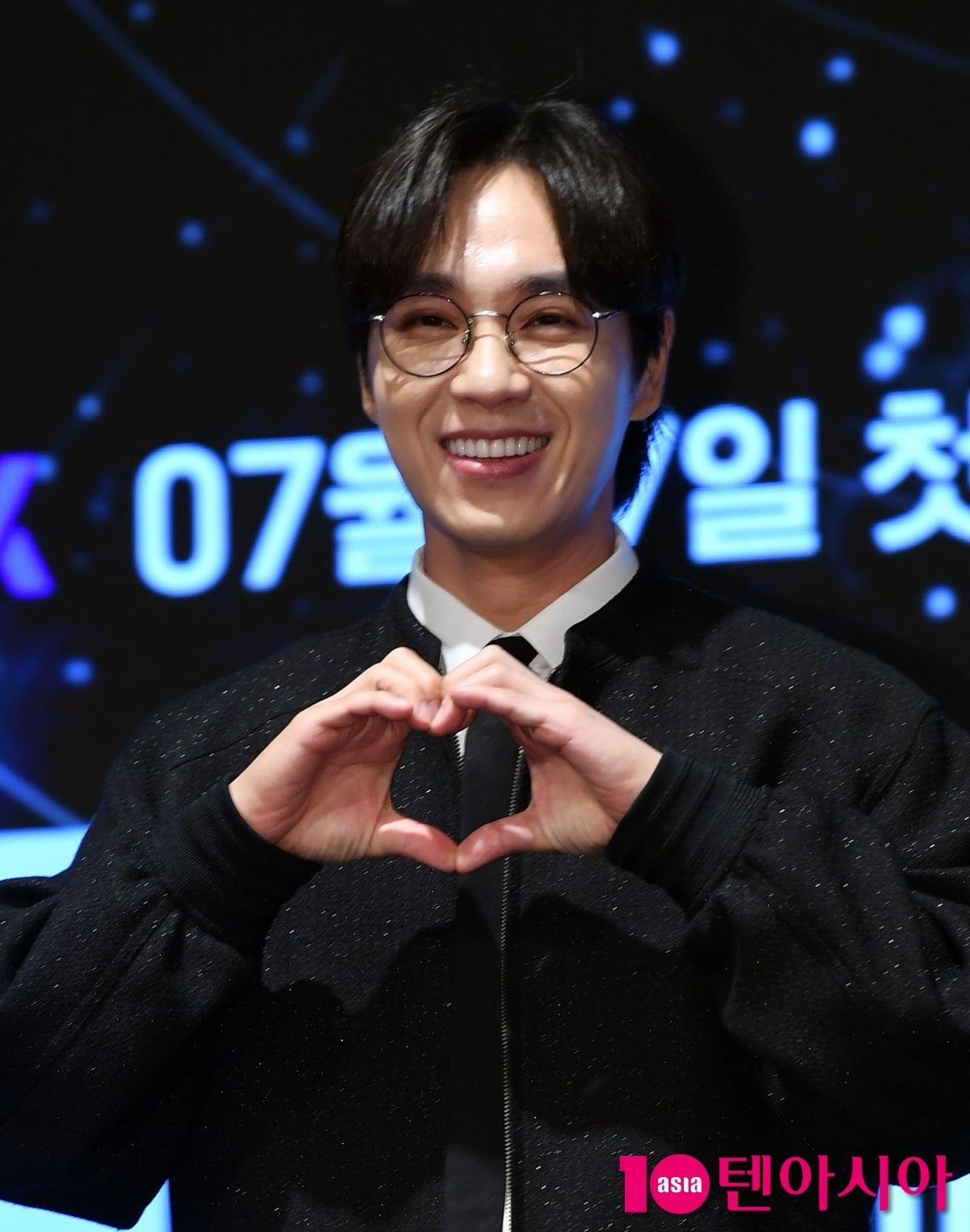 イ・ソクフン、Mnet『ボーイズ 2 プラネット』制作発表会に登場