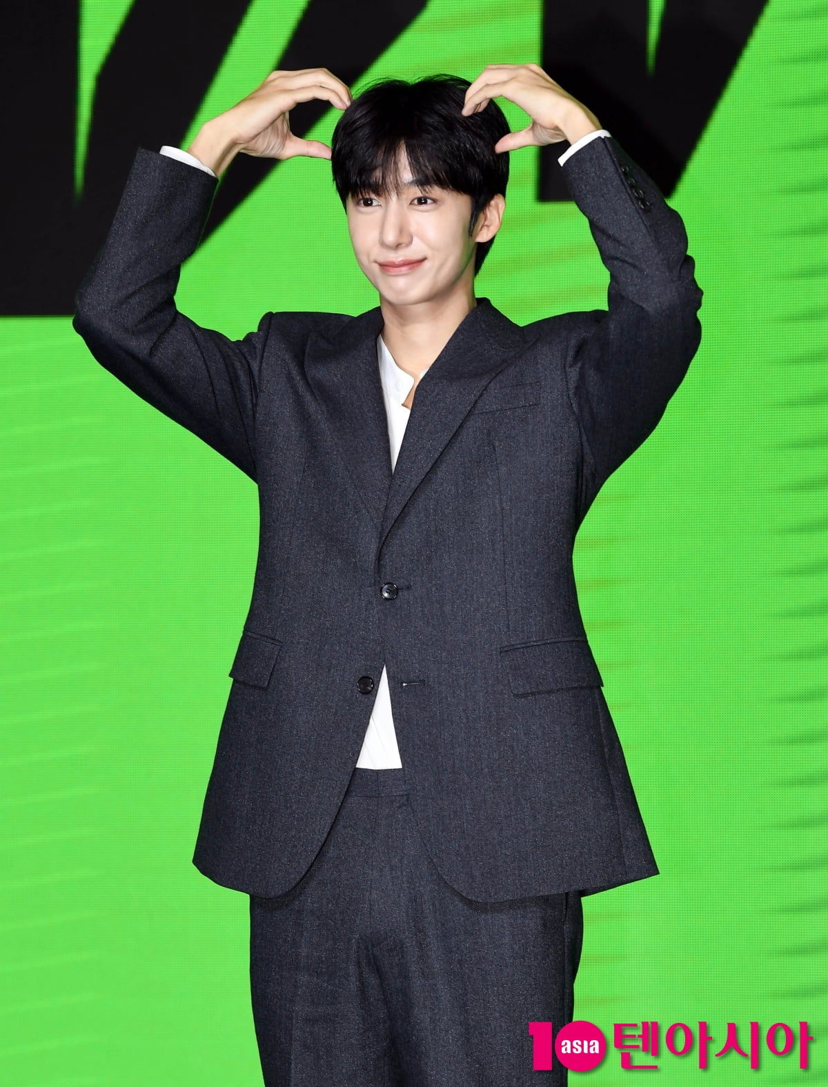 モンスタエックス、デビュー10周年記念公演『2025 MONSTA X CONNECT X』開催