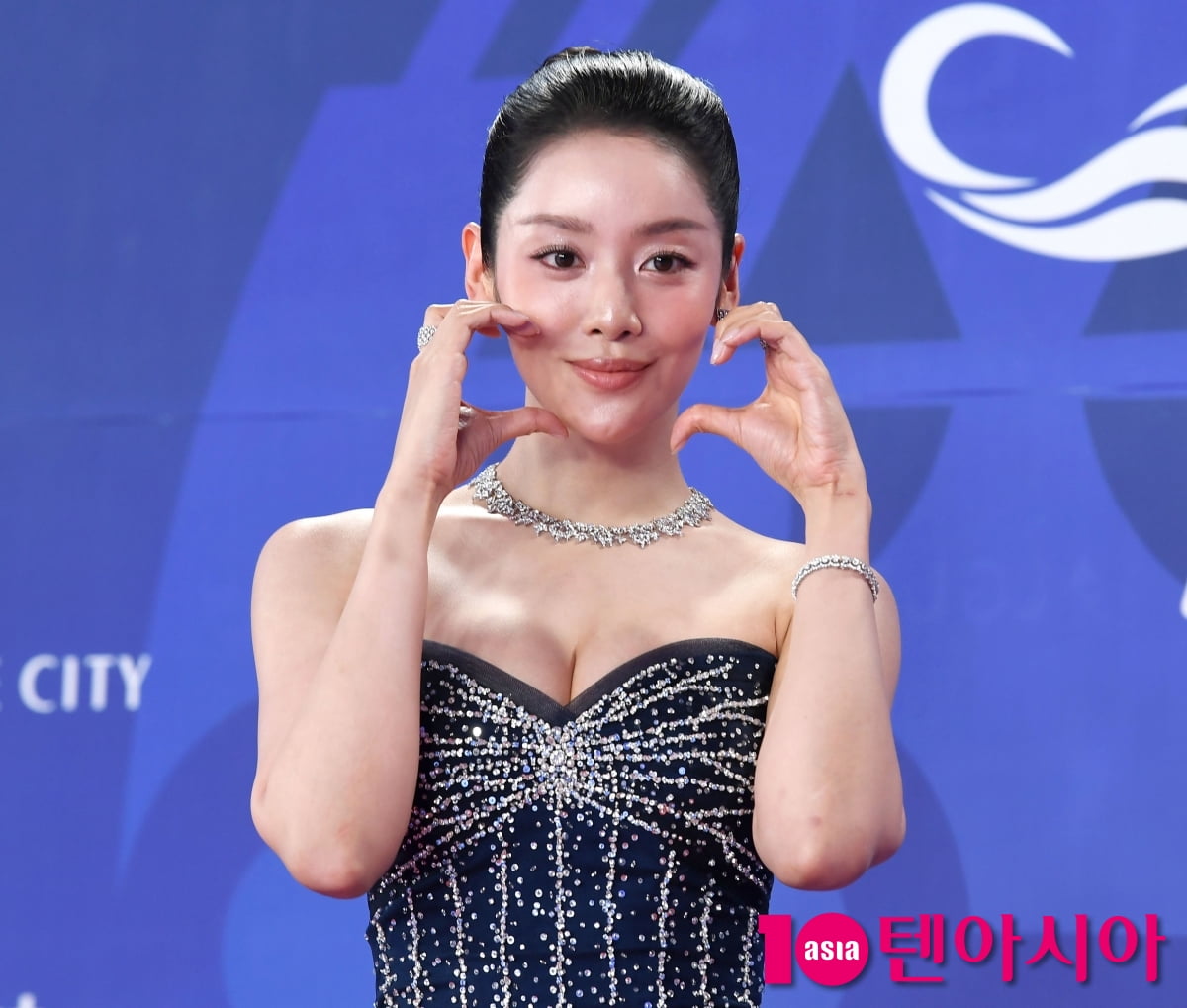 Actress Cha Joo-young Shines at the 4th Blue Dragon Series Awards Red Carpet