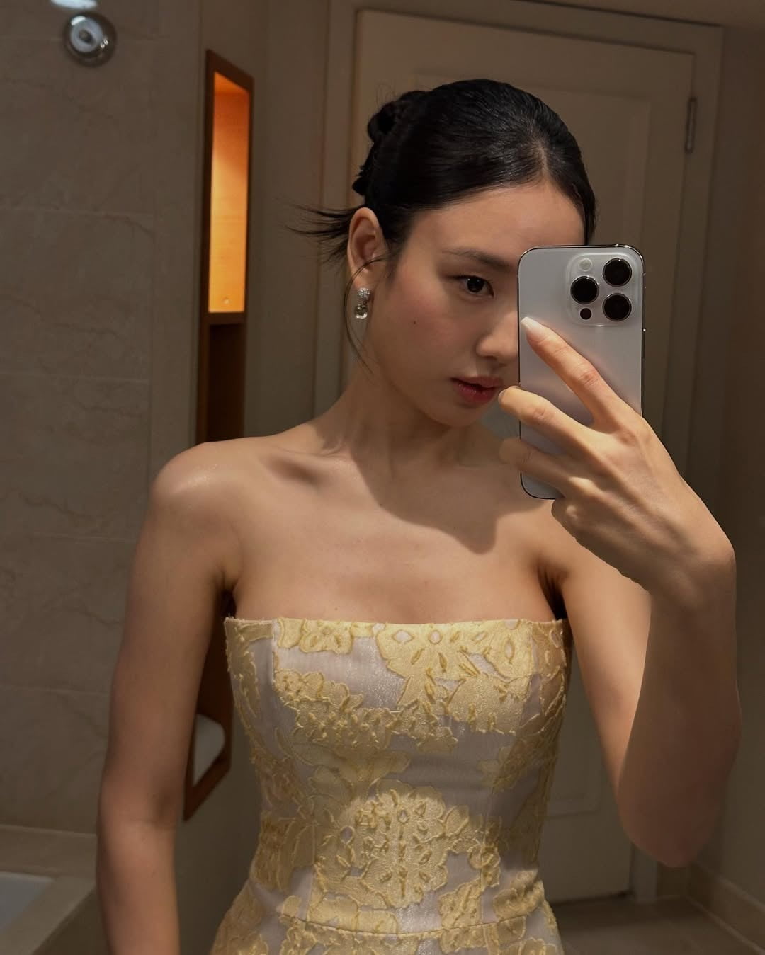 アン・ウンジン、第4回青龍シリーズアワードで女神のような姿を披露
