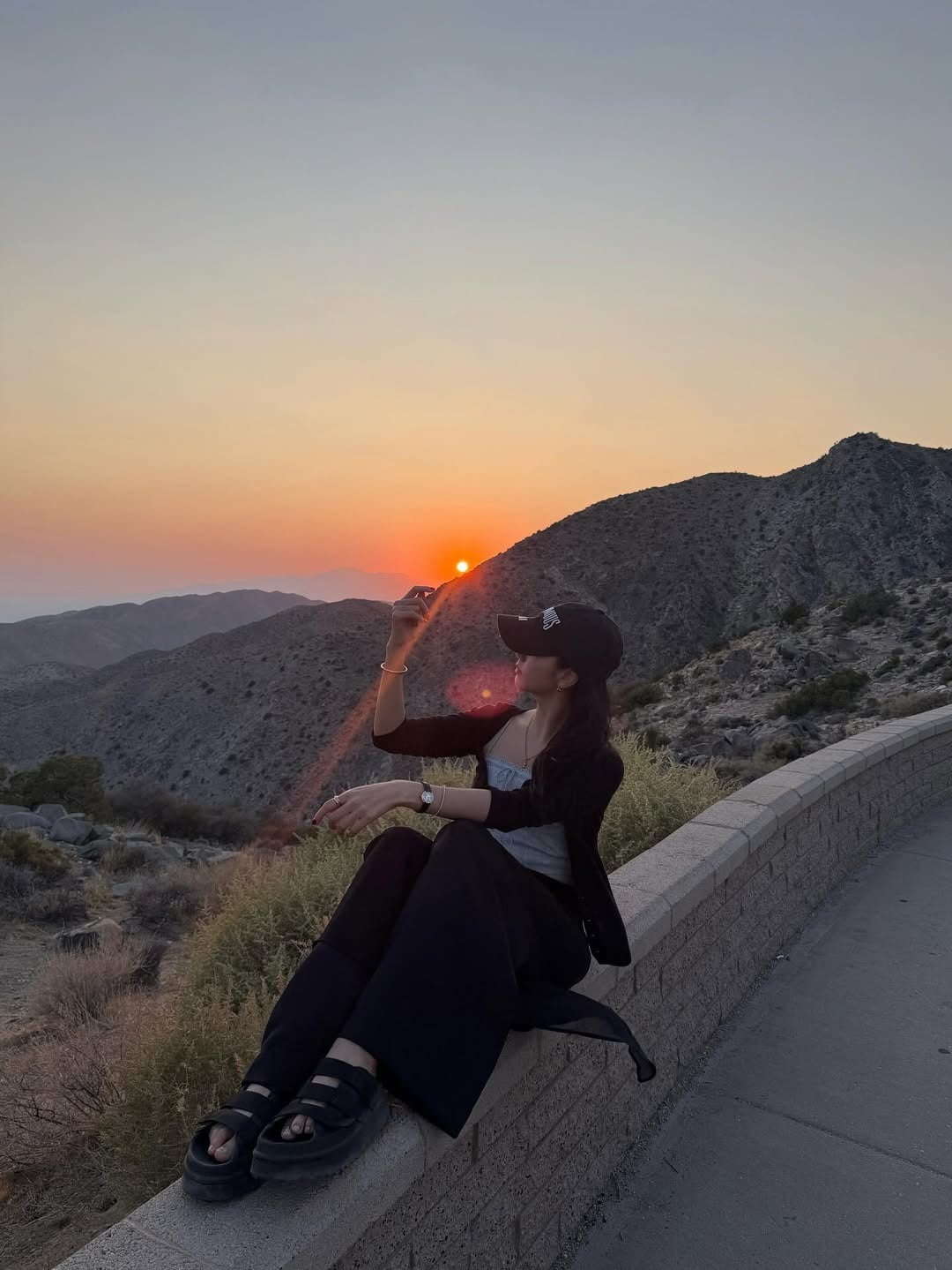 BLACKPINK's Jisoo Captivates Fans with Stunning Sunrise Photos on Instagram