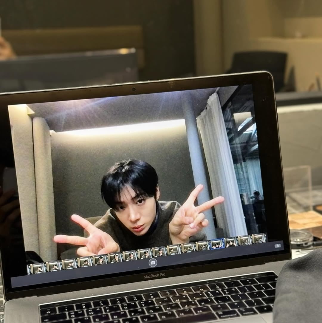 Actor Choo Young-woo Captivates Fans with Adorable and Handsome Visuals