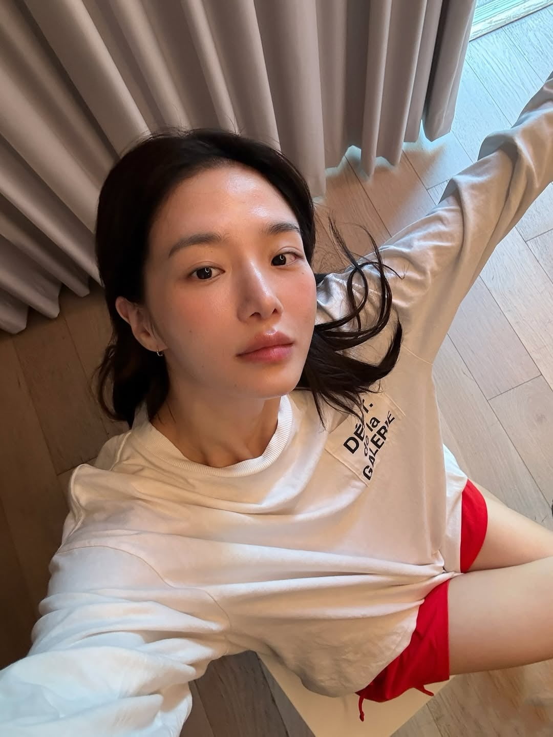 Actress Park Gyu-young Captivates Fans with Stunning Beach Photos