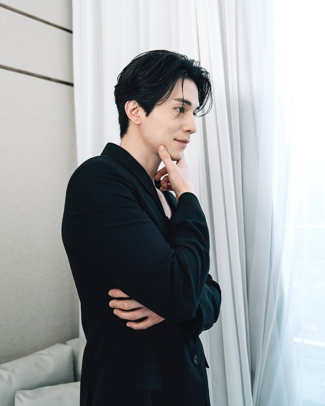 イ・ドンウク、新ドラマ『착한 사나이』で圧倒的なビジュアルを披露