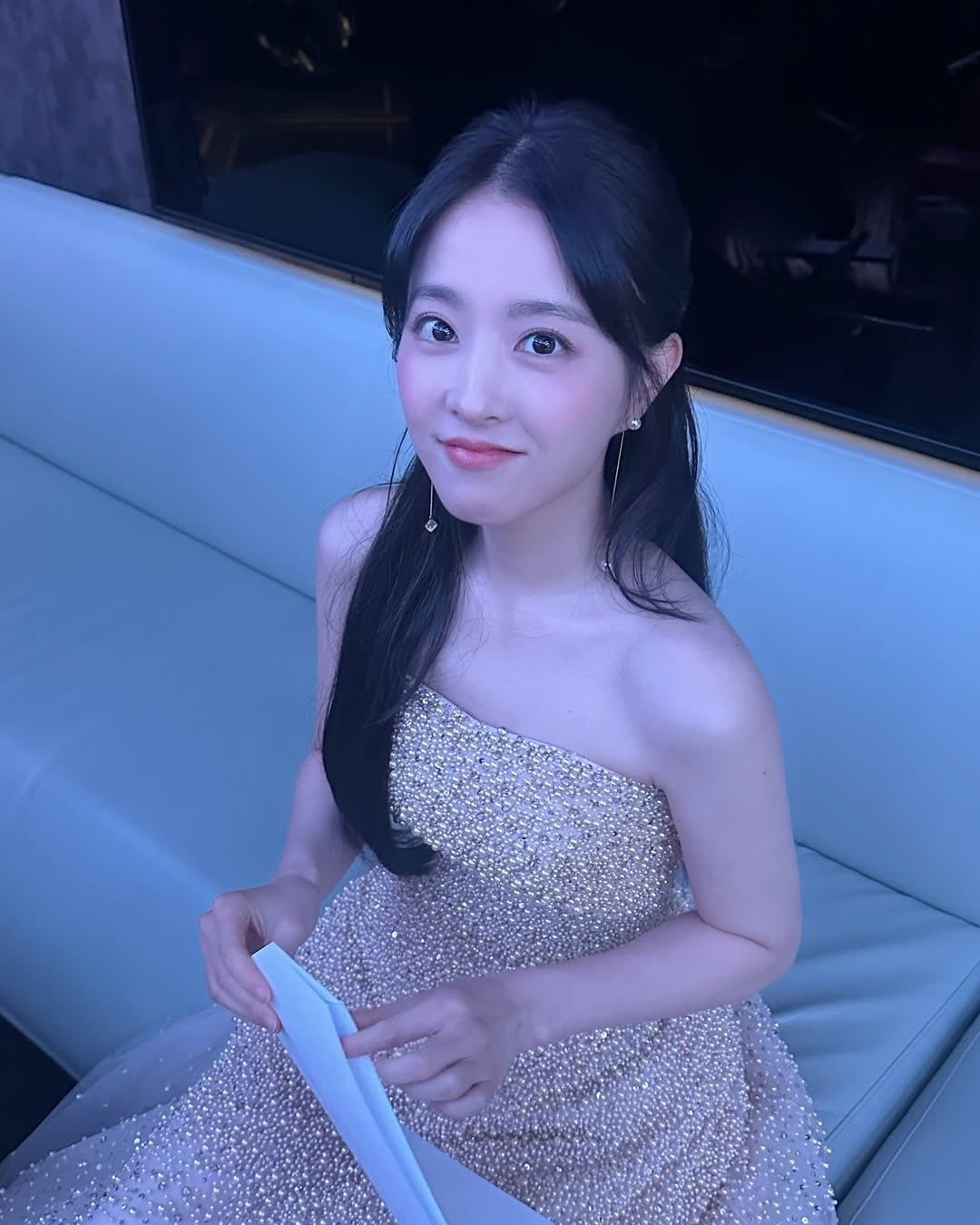 Park Bo-young Stuns in Dazzling Sequin Dress at Blue Dragon Series Awards