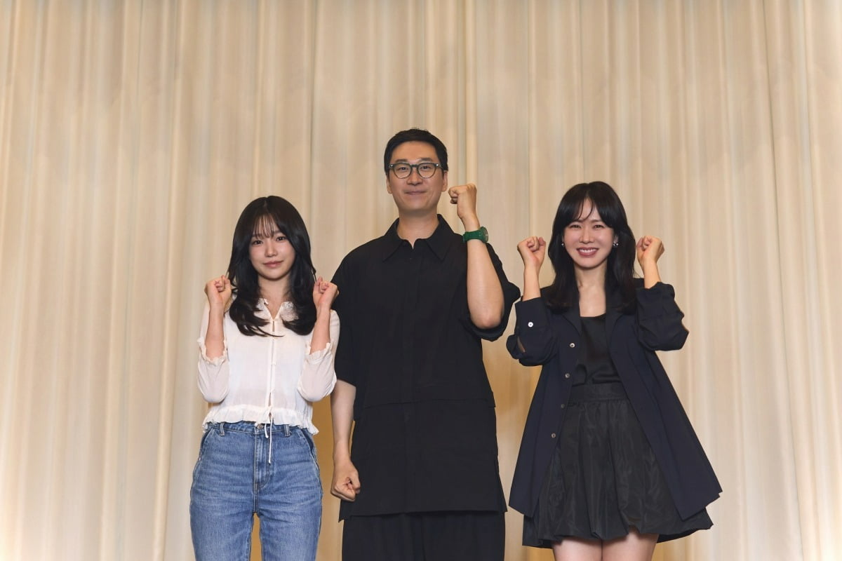 Netflix新シリーズ『バラエティ』、ソン・イェジンとチョ・ユリのキャスティング発表