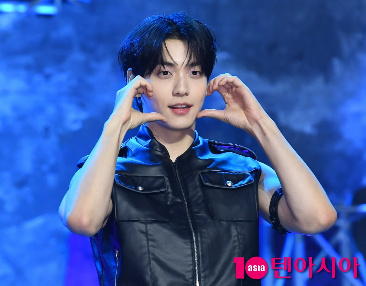 TXT's Soobin Shines at 'The Star Chapter: TOGETHER' Showcase in Seoul