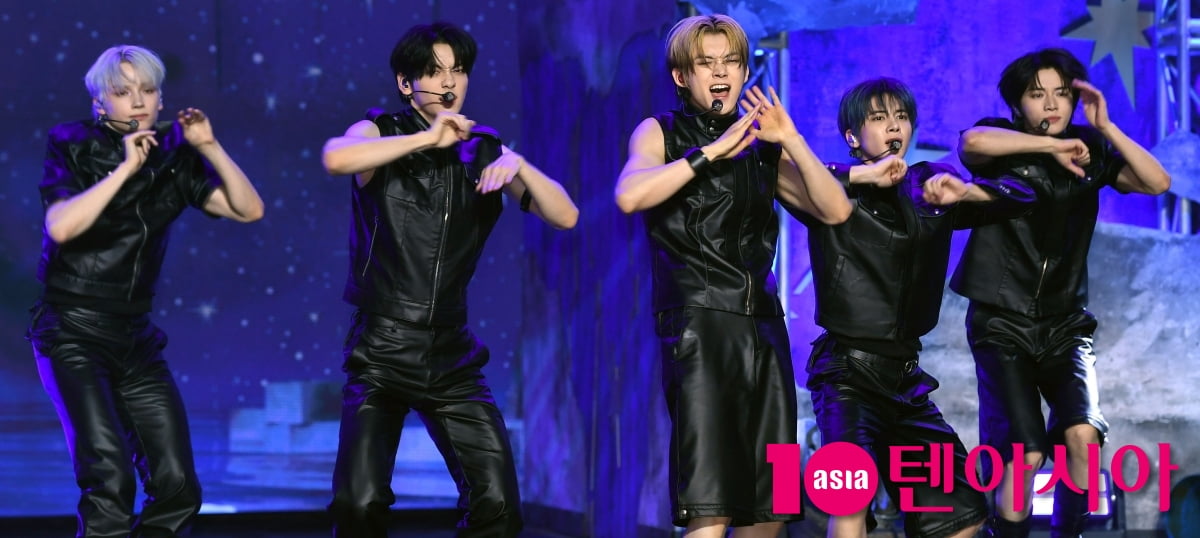 TXT Dazzles at 'The Star Chapter: TOGETHER' Showcase in Seoul