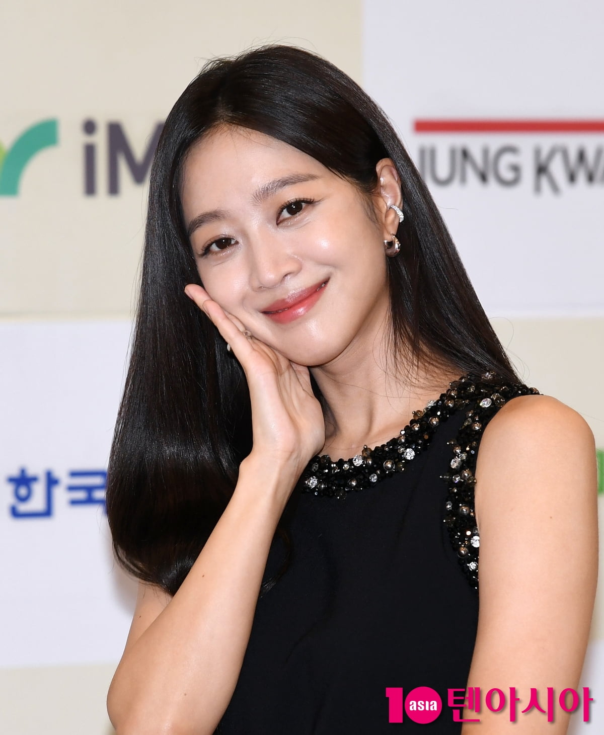 女優 チョ・ボア、放送広告フェスティバルで魅力的な微笑みを披露