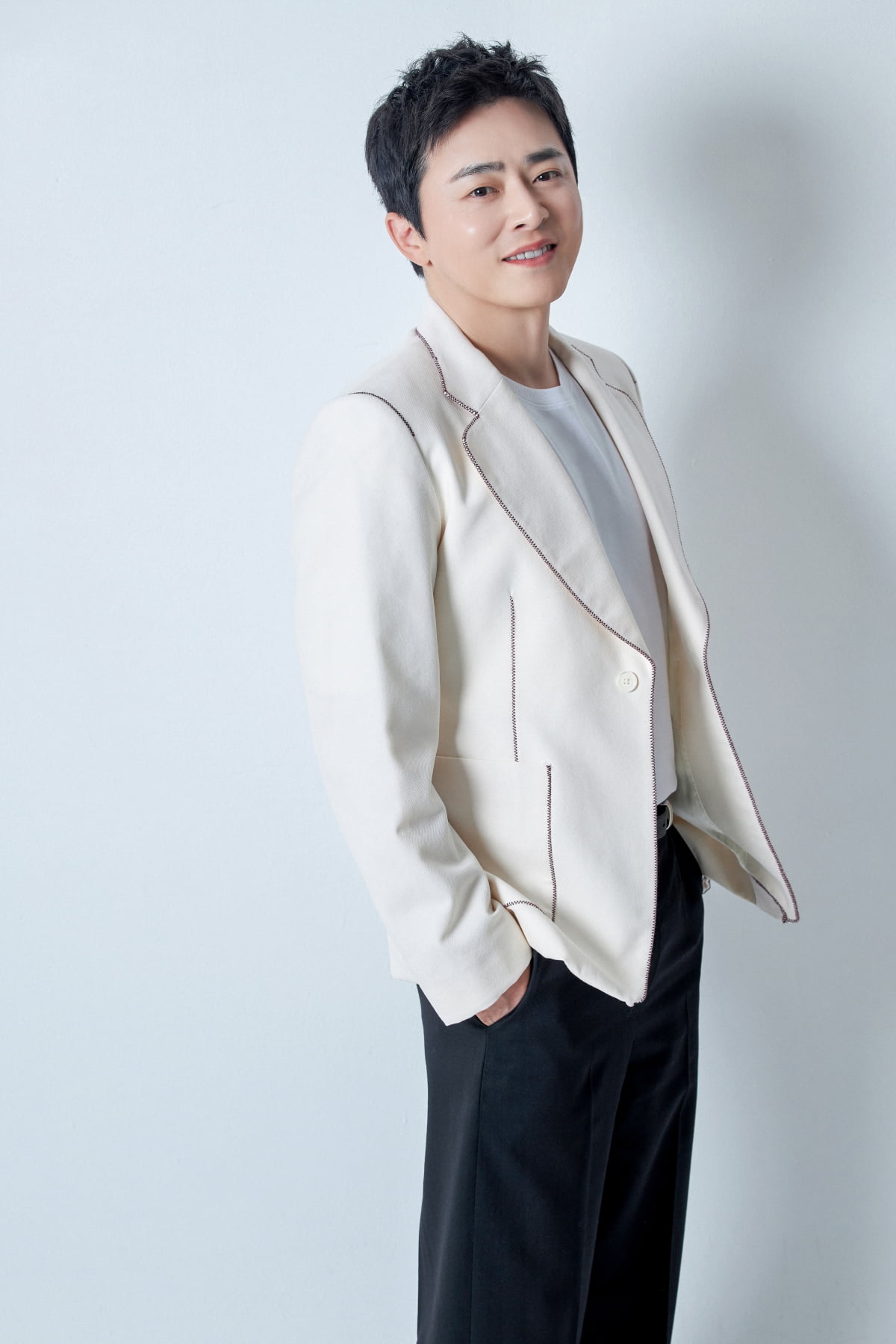 Jo Jung-suk Talks About His New Film 'Zombie Daughter' and His Journey as an Actor