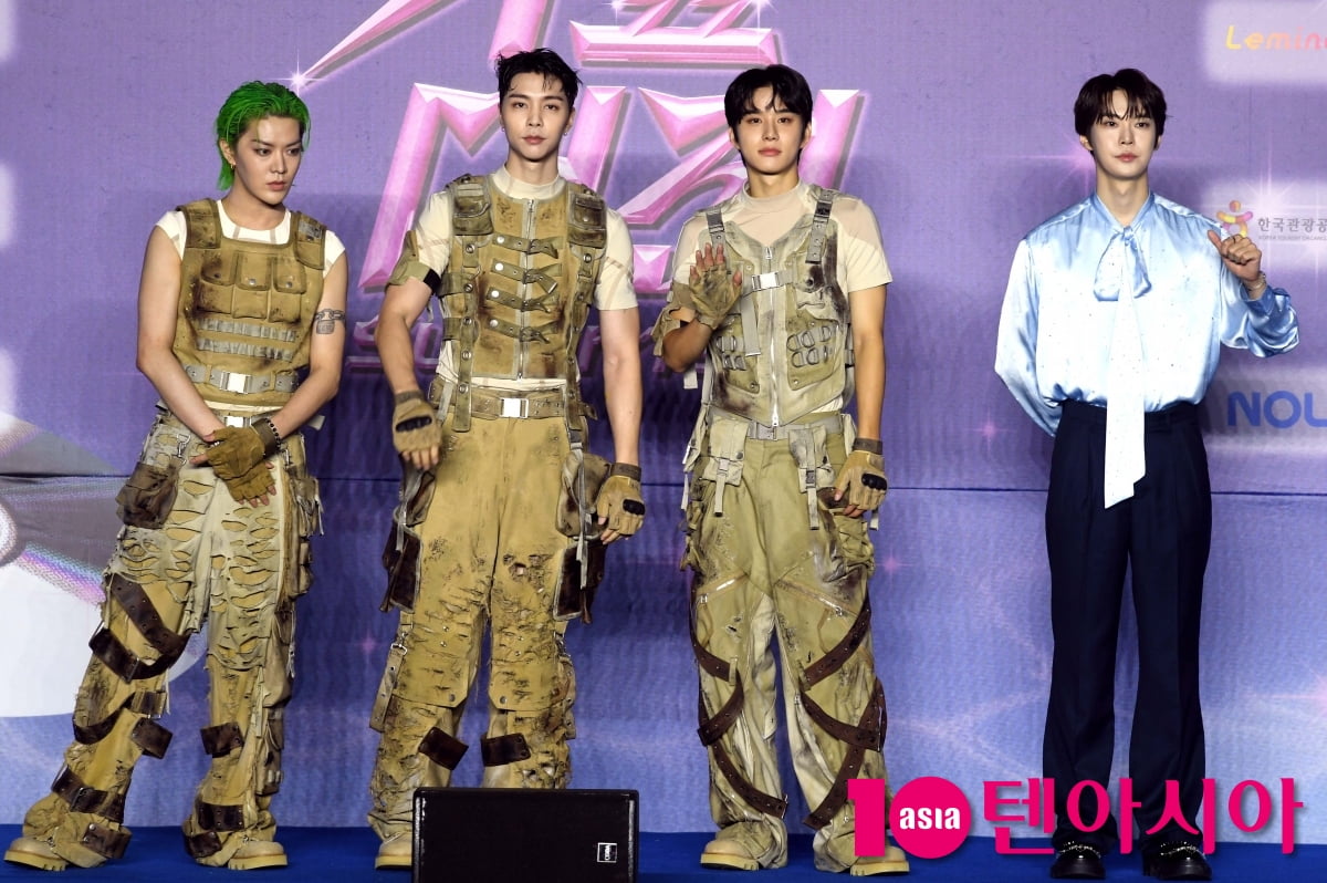 NCT127、2025 SBS歌謡大典サマーのブルーカーペットに登場