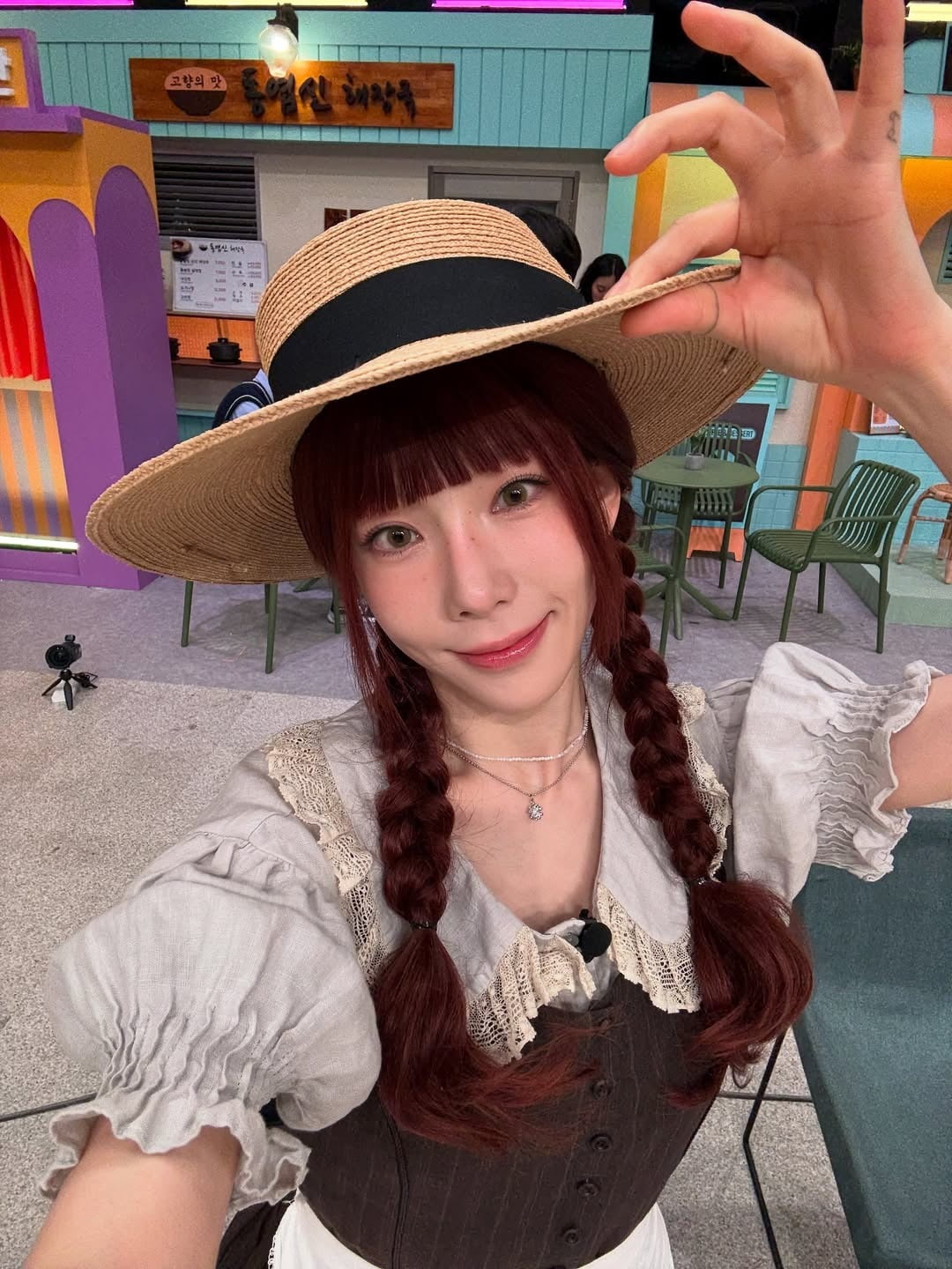 少女時代テヨン、インスタグラムでセルカ公開！ファンを魅了する美しさ