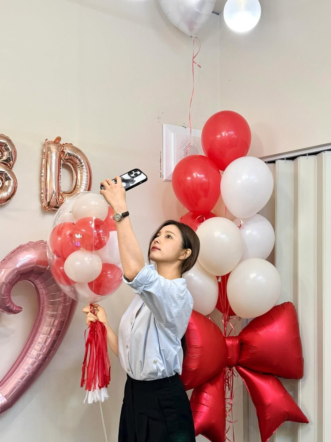 シン・セギョン、誕生日カフェでの優雅な美しさを披露