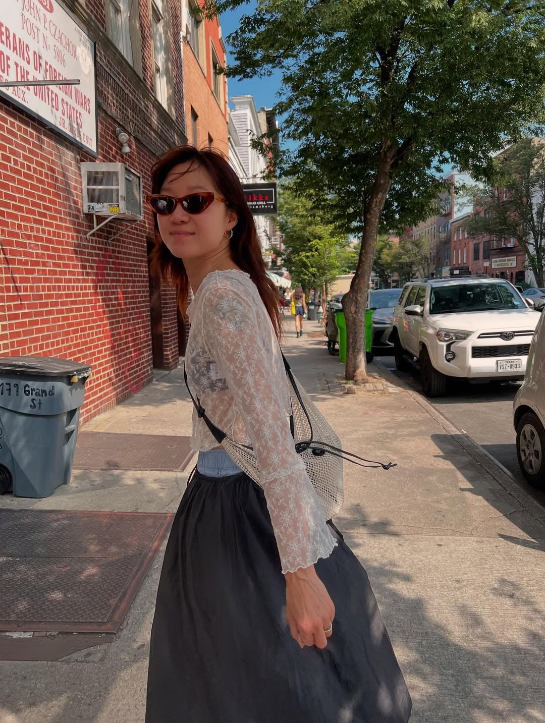 Kong Hyo-jin Shines Brightly Under the Sun in Stylish Instagram Photos