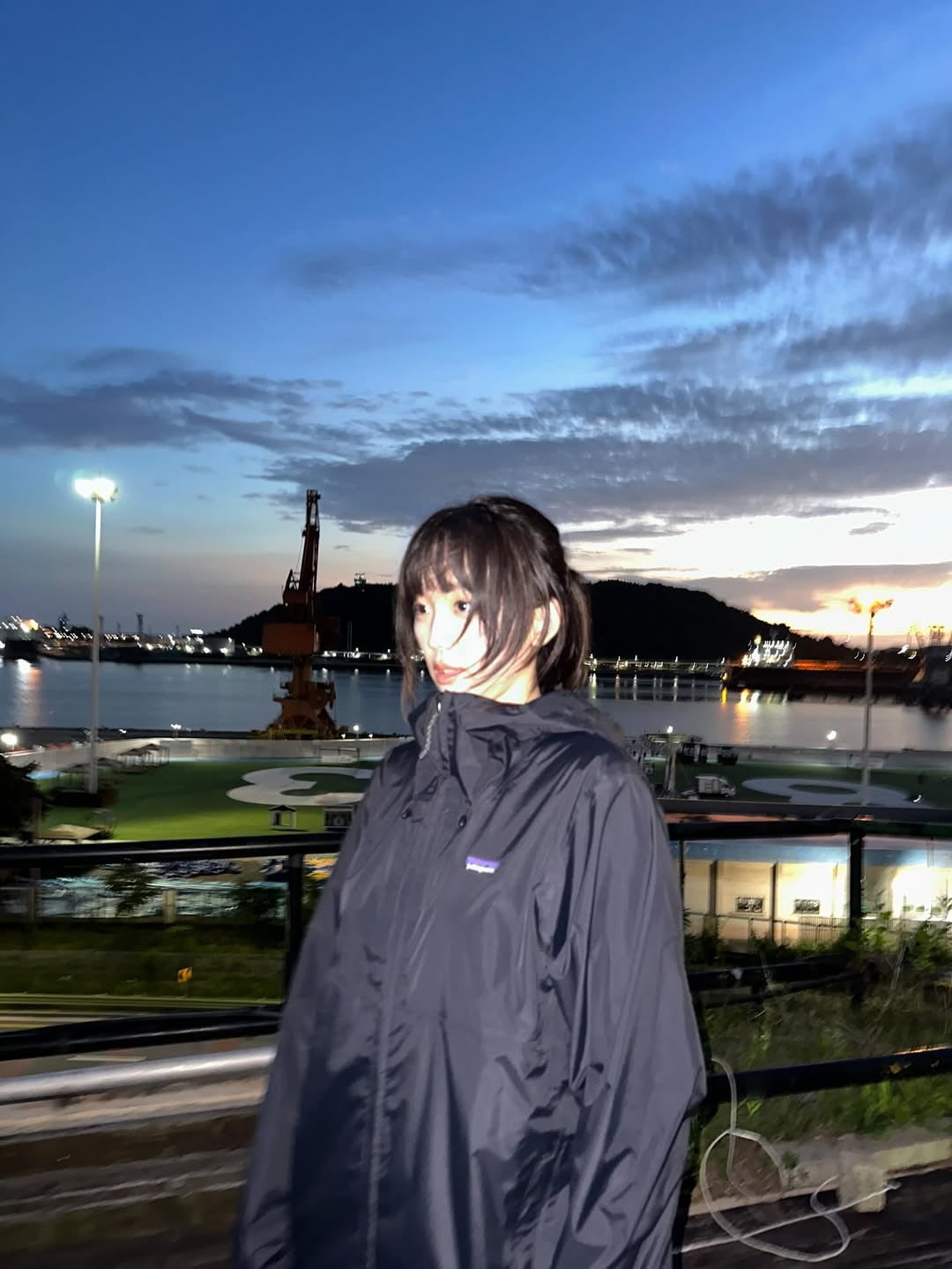 Actress Jin Ki-joo Captivates Fans with Enchanting Nighttime Selfies