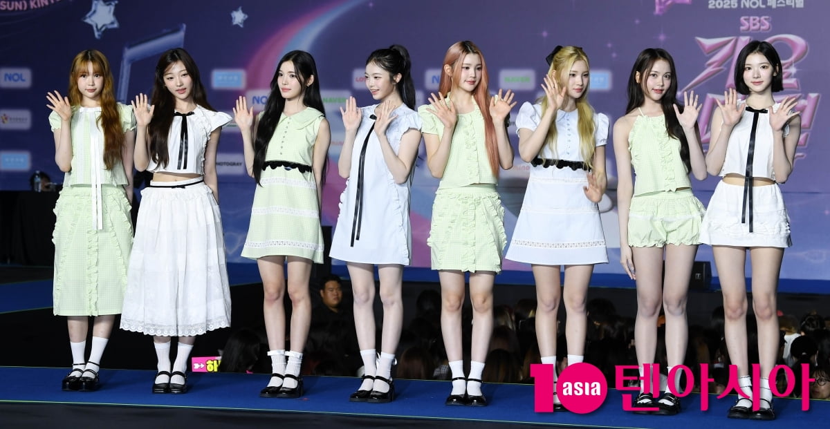 Hearts2Hearts Shines on the Blue Carpet at '2025 SBS Gayo Daejeon Summer'
