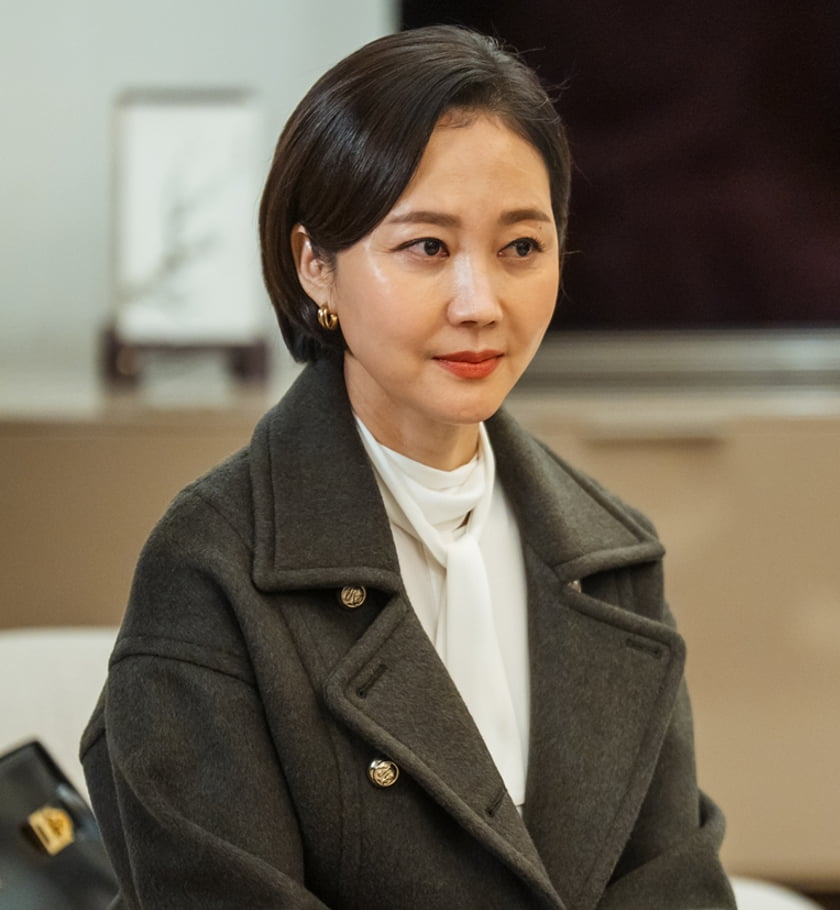 Tensions Rise as Opposing Beliefs Clash in ENA's 'Eye Shopping'