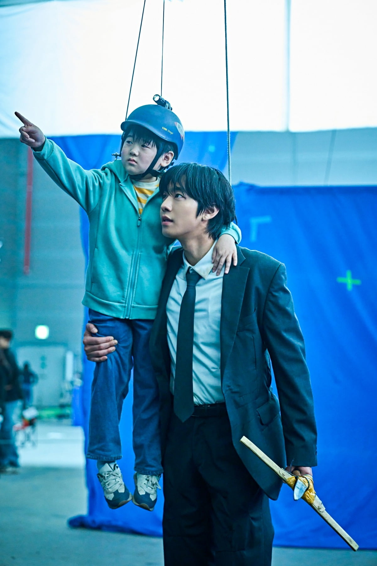 Behind-the-Scenes Chemistry Shines in 'Omniscient Reader's Viewpoint' Film Stills