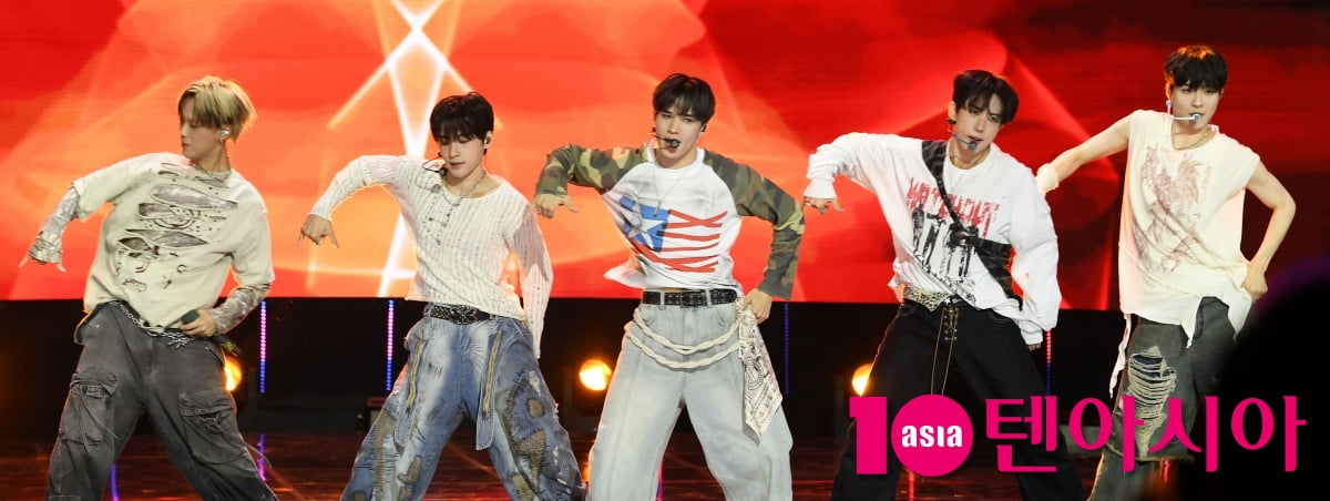 K-Pop Group One Pact Dazzles at SBS 'The Show' Live Broadcast