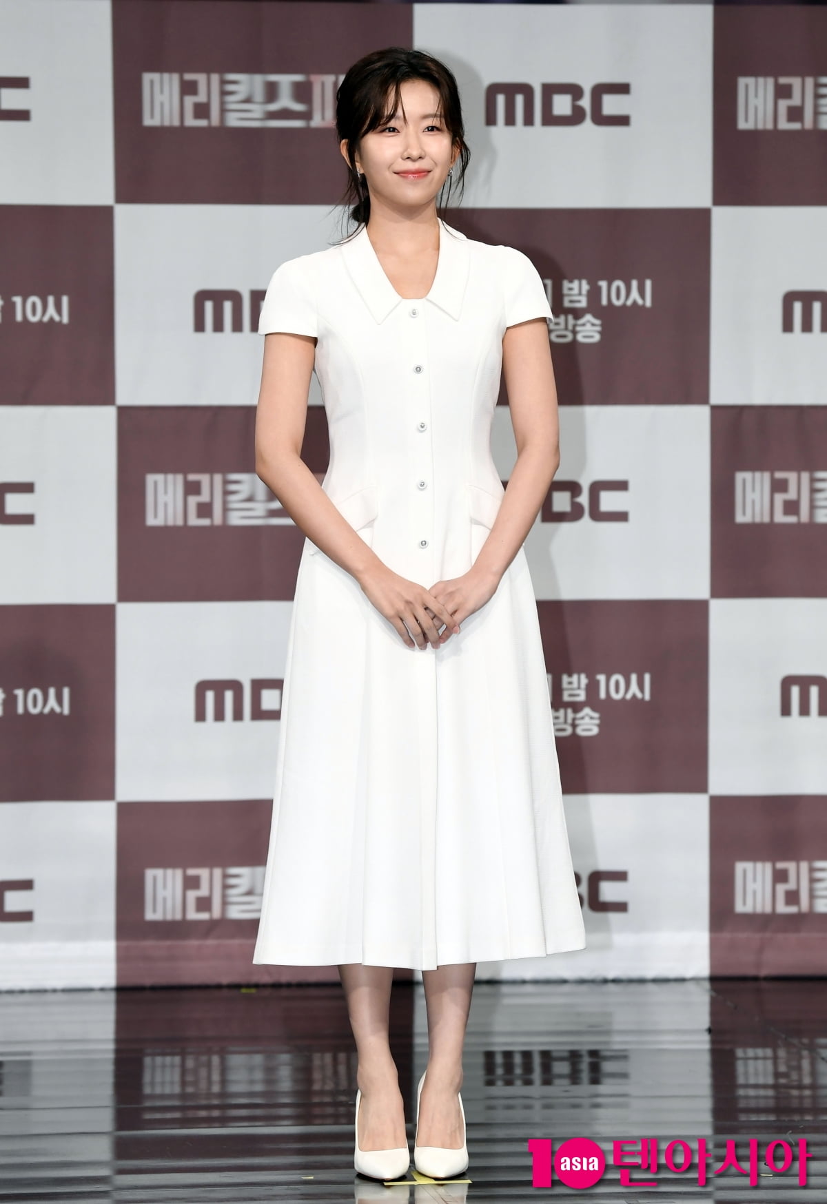 ユン・ガイ、MBC新ドラマ『メリー・キルズ・ピープル』制作発表会に登場