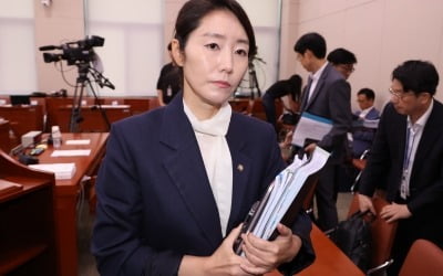 "강선우 보좌진 중 '갑질 아냐' 1명도 없어" 현역불패 관심
