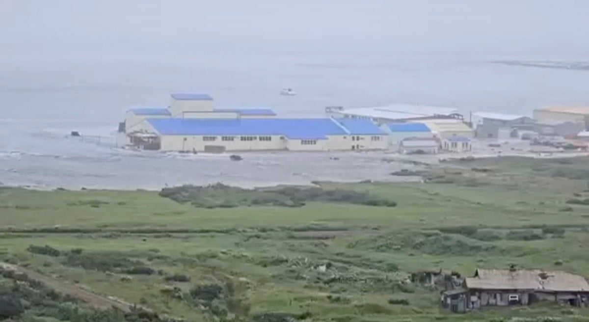 30일(현지시간) 러시아 동부 오호츠크해에 접한 캄차카반도에 강진이 잇따라 발생해 근처 지역에 일부 재난이 발생했다. 사진=REUTERS