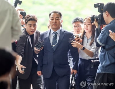 순직해병특검, 'VIP 격노설' 핵심 김계환 소환…피의자 조사(종합)