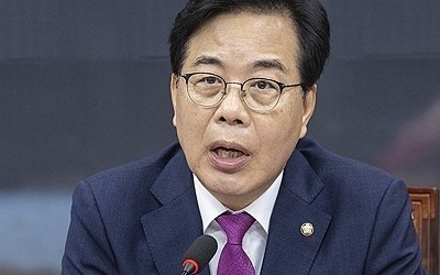 법인세 인상 시사에…송언석 "국회 모독" 한동훈 "억지쓰기"