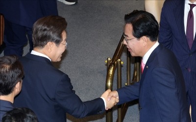 이재명 대통령, 여야 원내대표 회동…'이진숙·강선우' 의견 청취