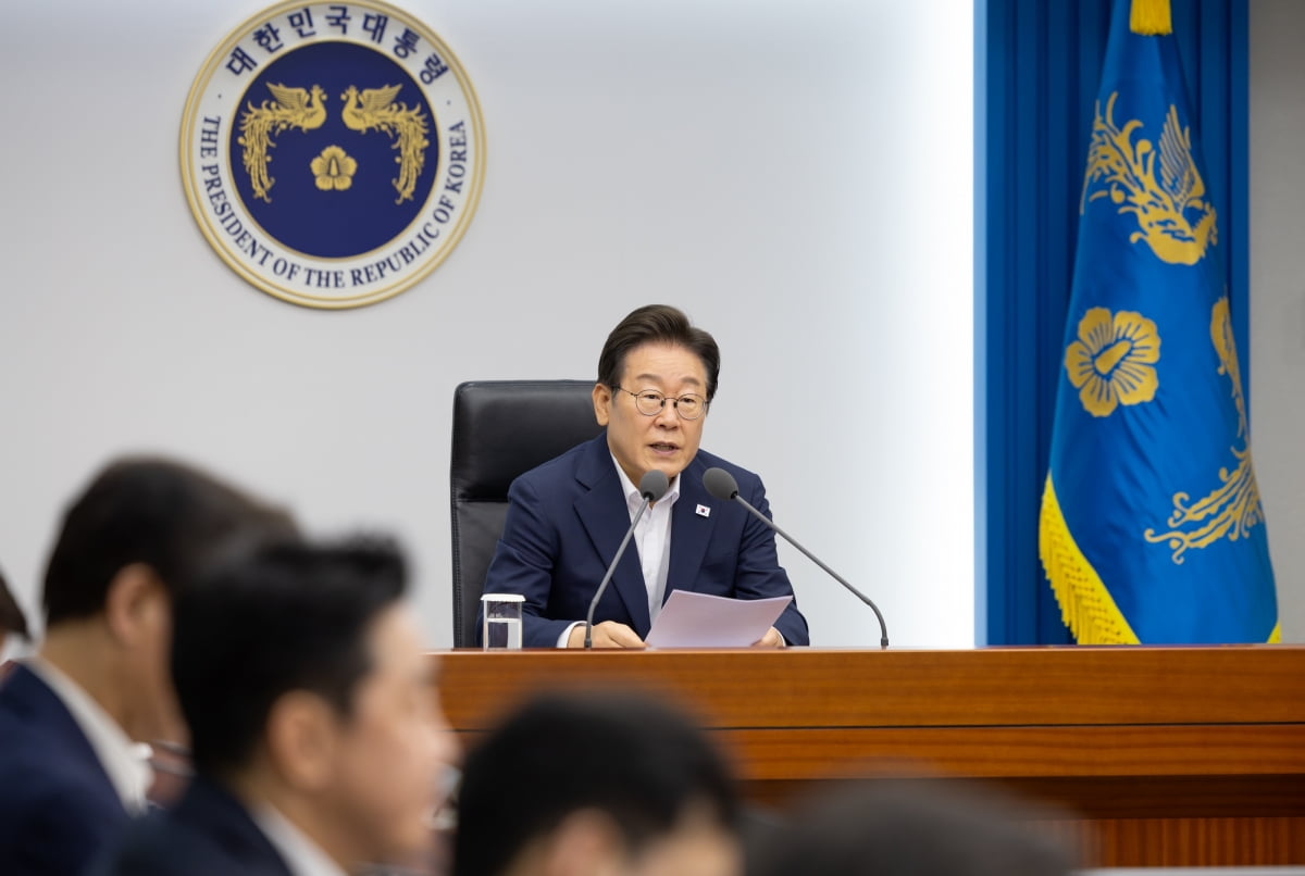 李대통령, 美체류 장관들과 화상회의…